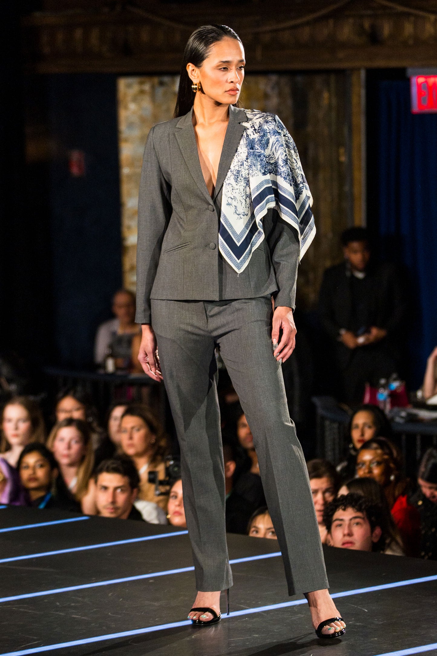 BLAZER SASTRE GABRIELLE PLOMO