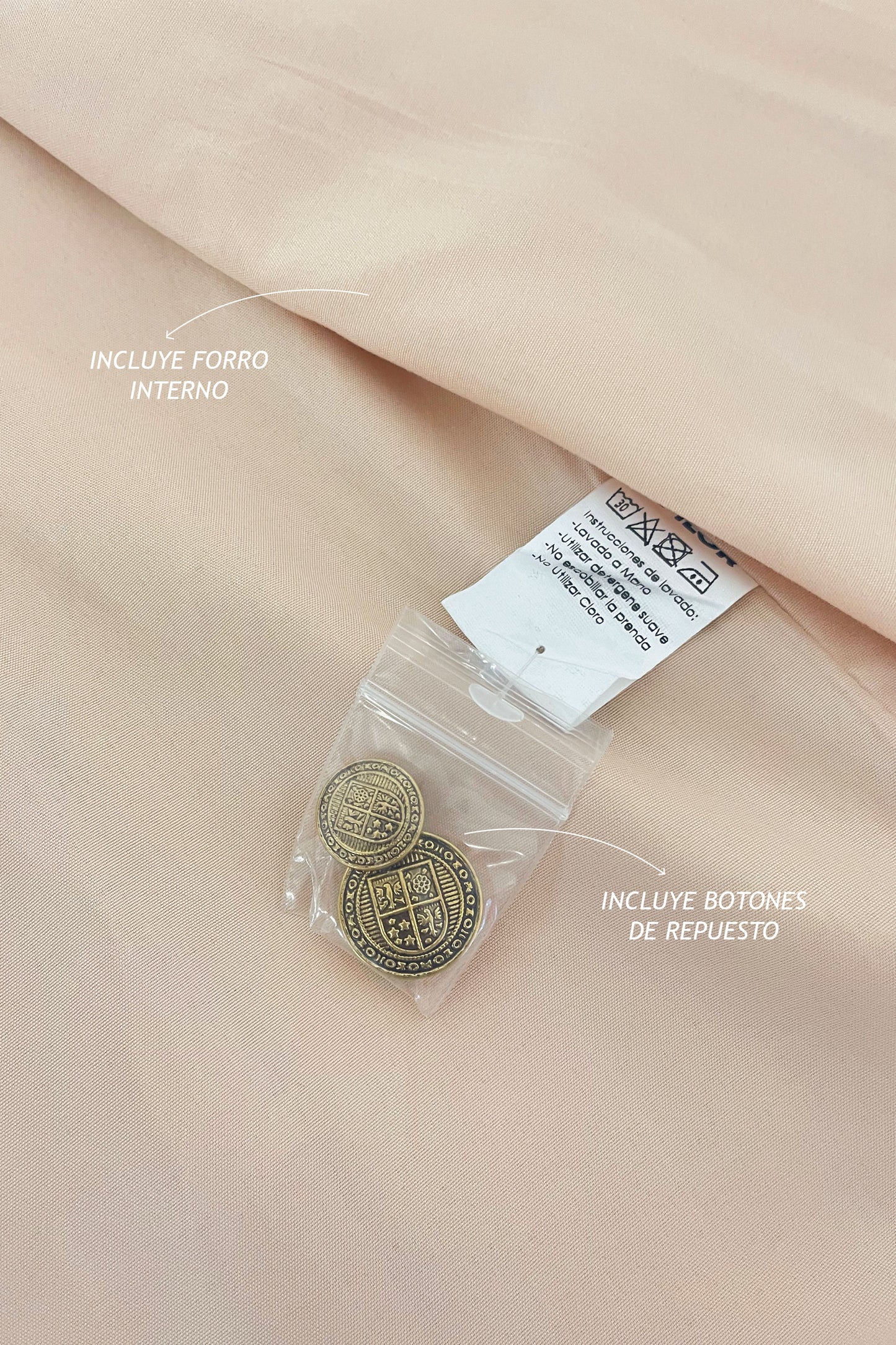 BLAZER SIN CUELLO ARIANA BEIGE