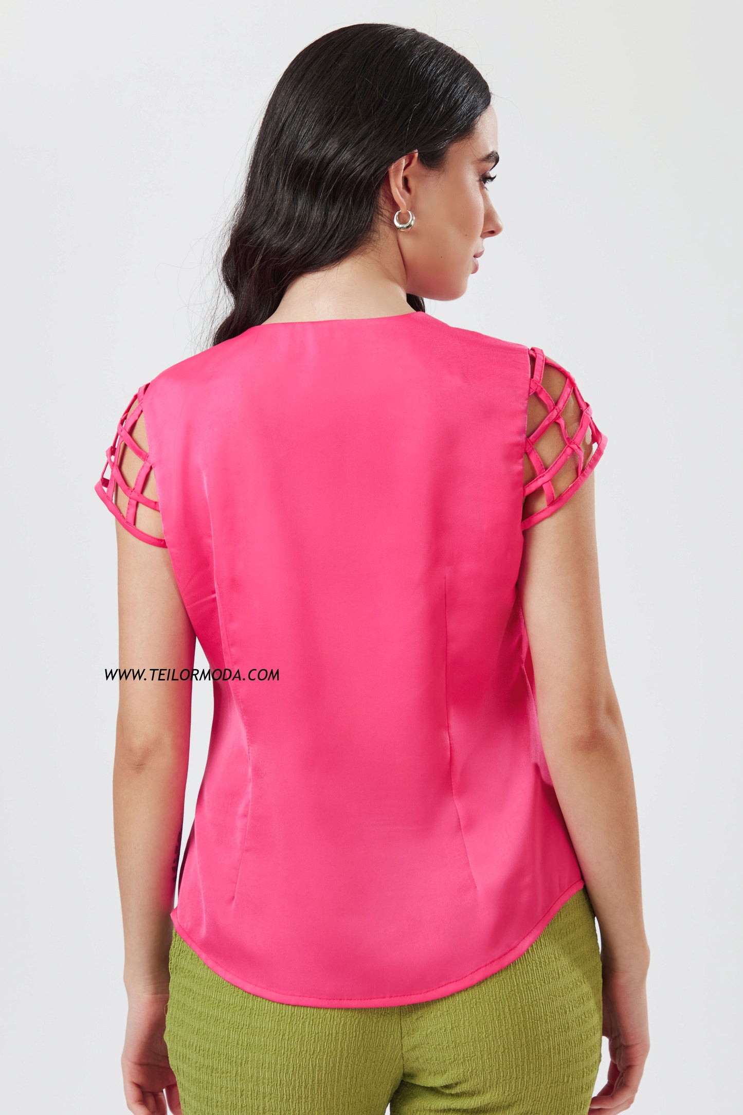 BLUSA DE SATIN MAGALY FUCSIA