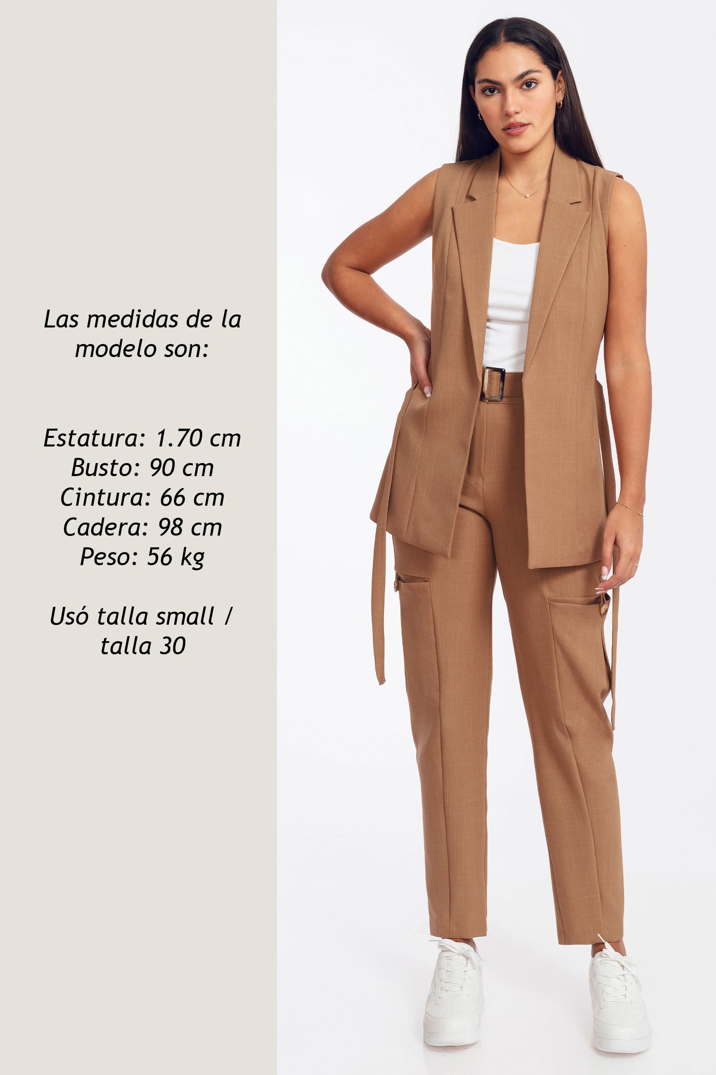 CHALECO SASTRE CON LAZO SOAMY CAMELLO