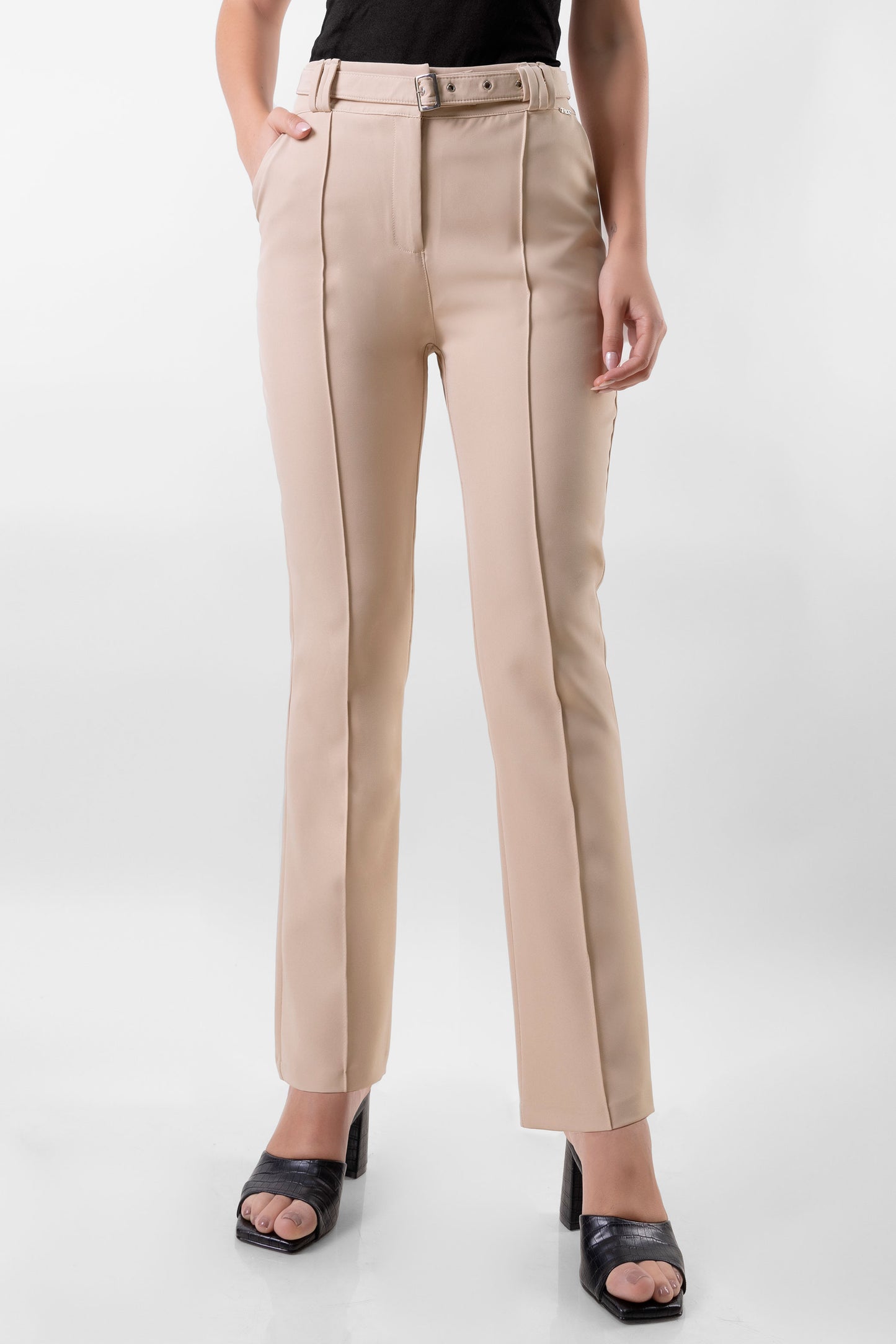 CONJUNTO SASTRE BEIGE RECTO GALICIA