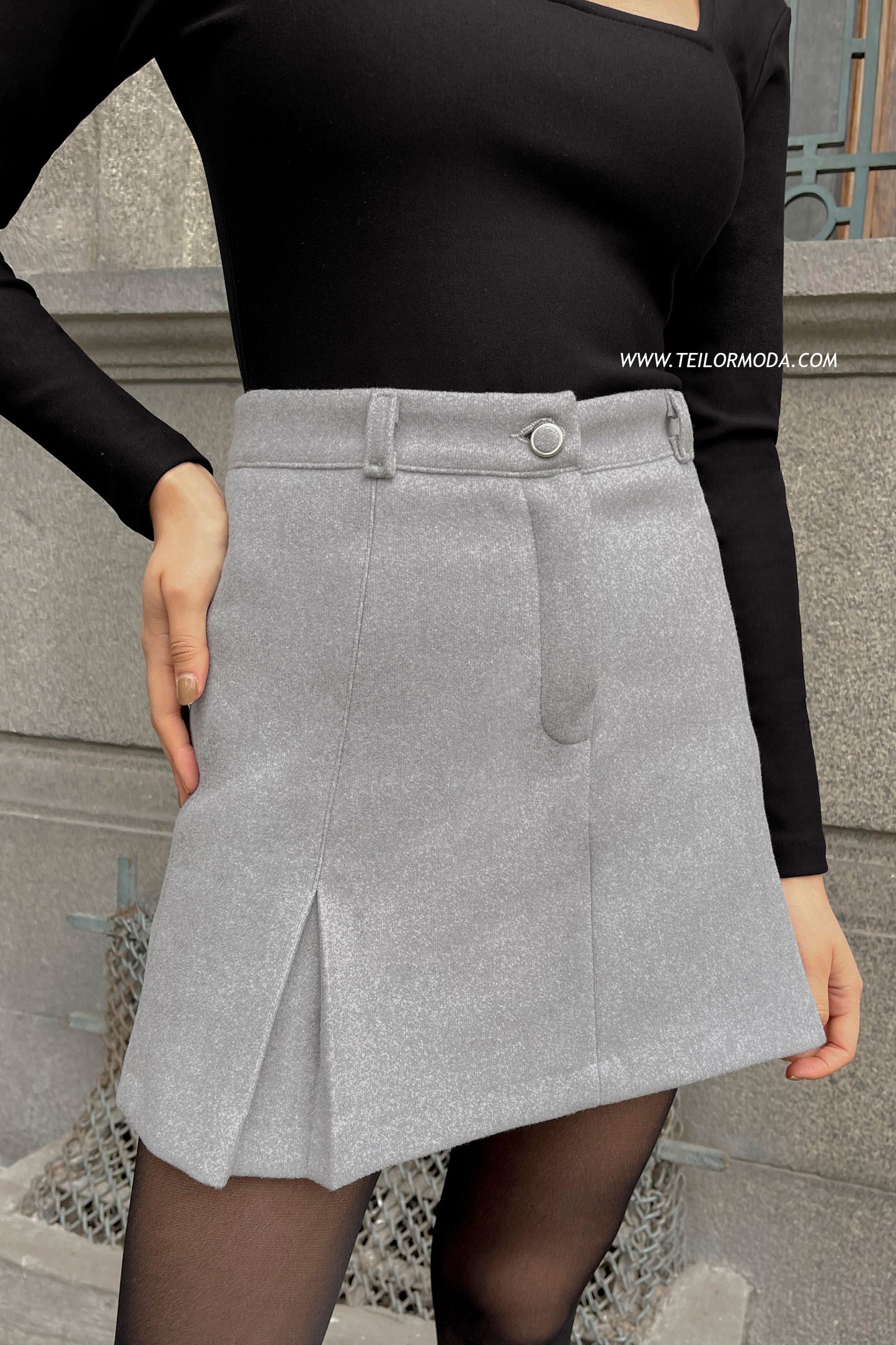 FALDA DE PAÑO HELEN GRIS