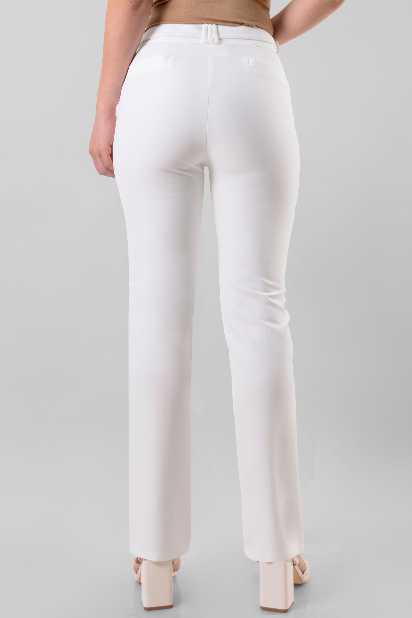 CONJUNTO SASTRE BLANCO MARFIL RECTO GALICIA