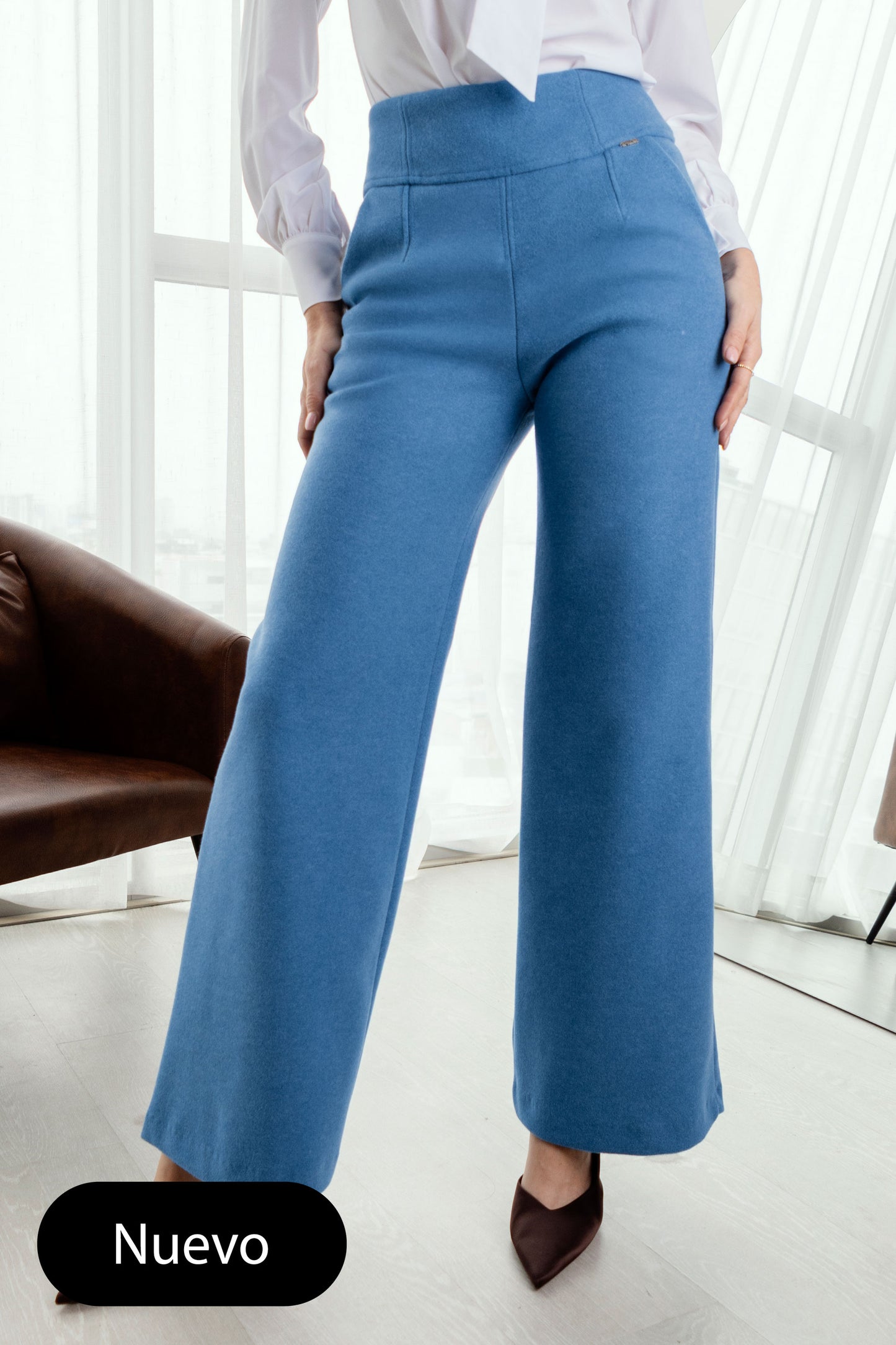 CONJUNTO SASTRE PAÑO LIDIA AZUL ACERO