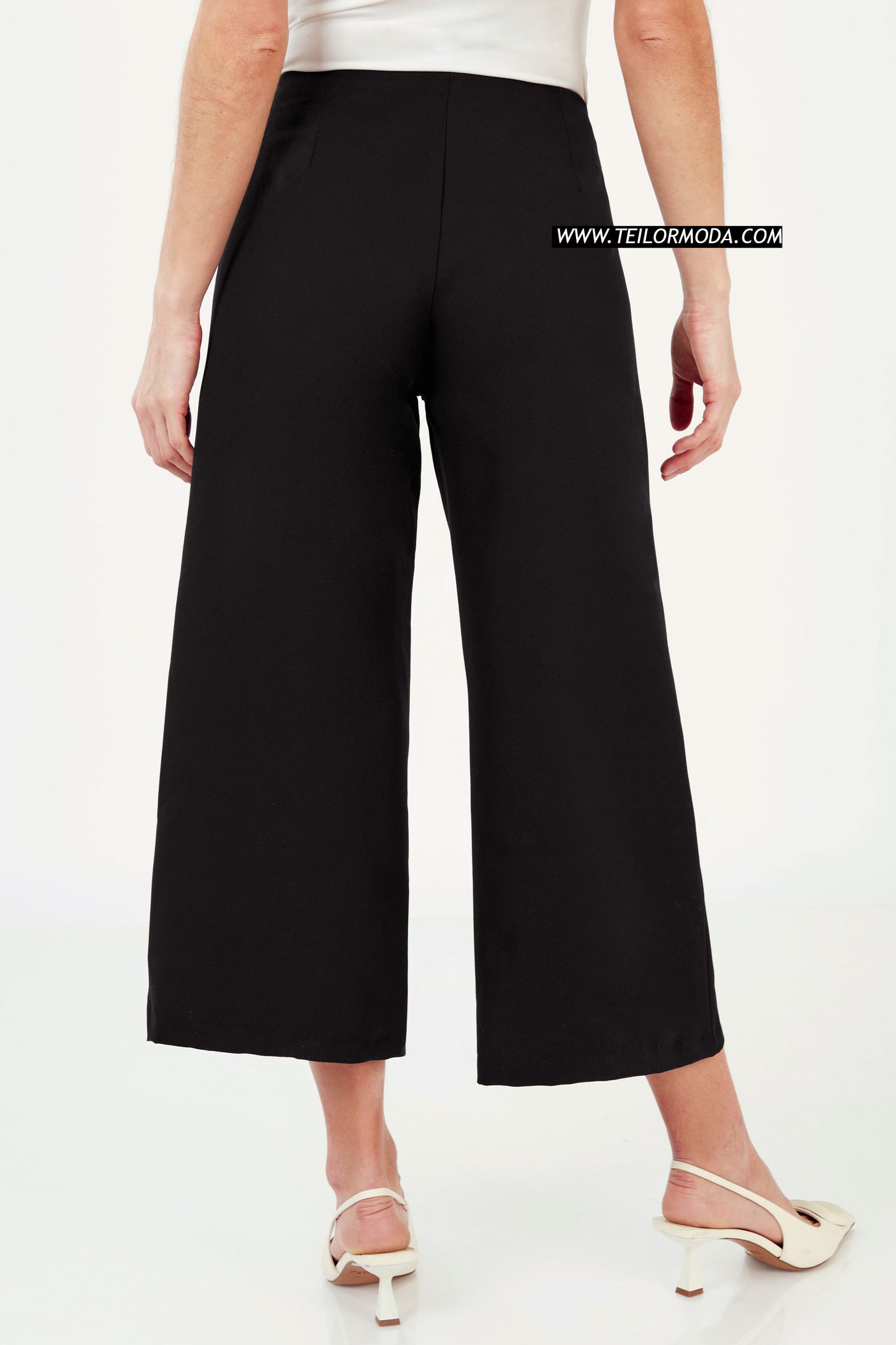 PANTALON CULOTTE ARIANA NEGRO