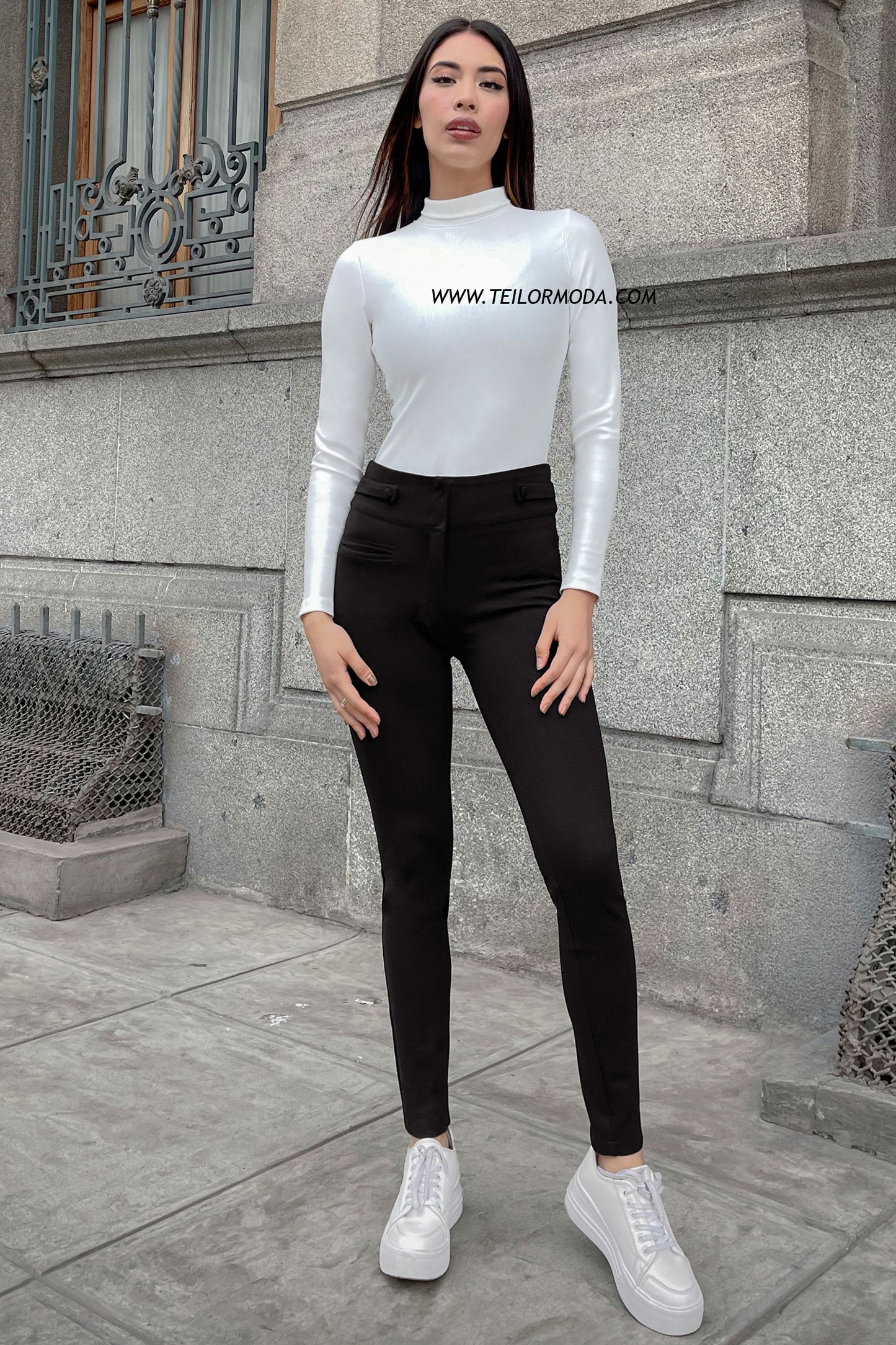 PANTALÓN SKINNY MARA NEGRO