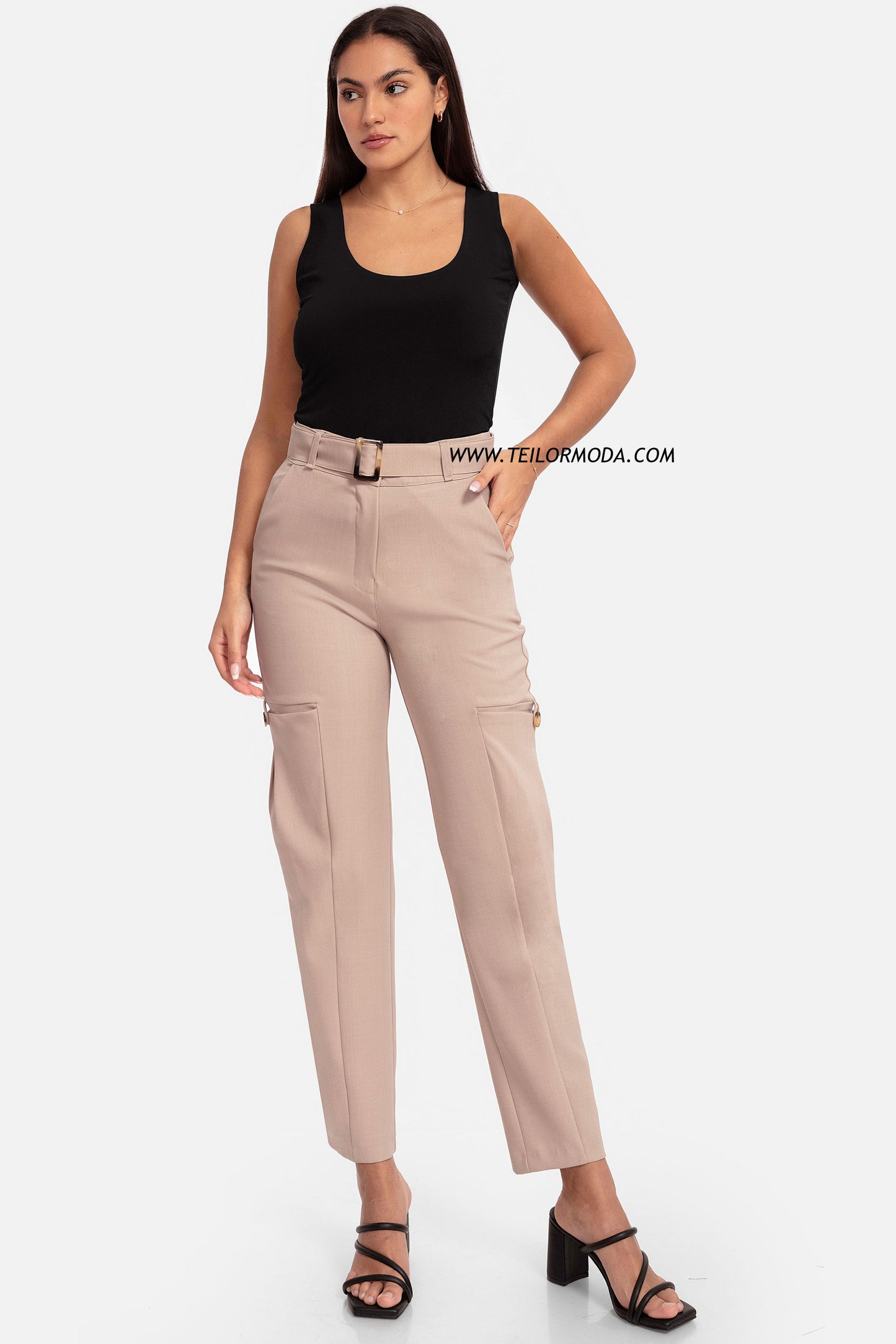 PANTALÓN CON CINTURÓN SOAMY BEIGE
