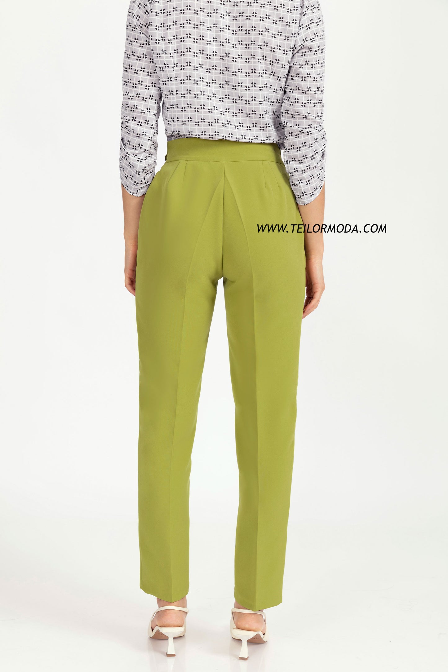 PANTALÓN CON PRETINA CRUZADA LUCIA VERDE