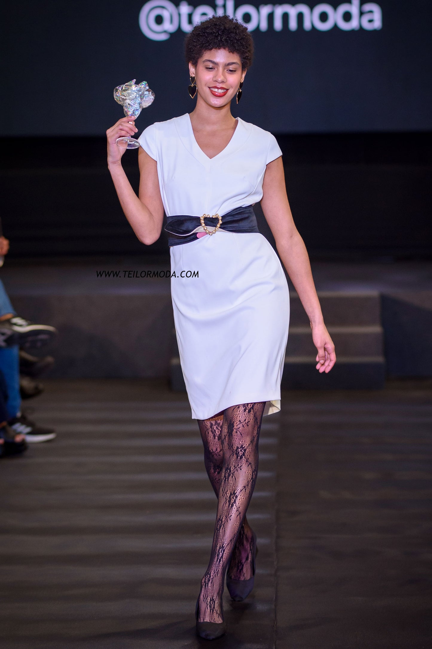 VESTIDO SASTRE CON CINTURÓN GIMENA BLANCO MARFIL