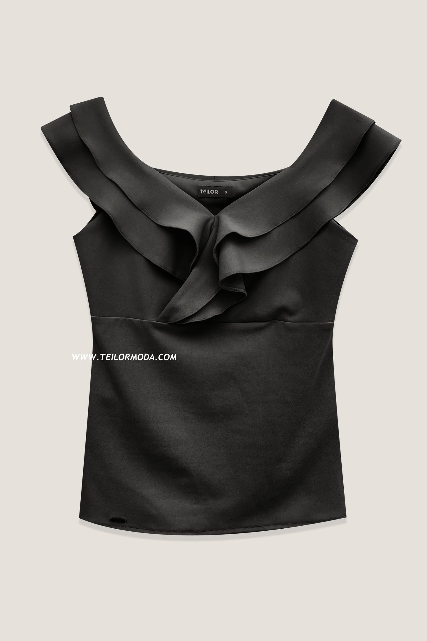 BLUSA CON VUELOS AZUCENA NEGRO