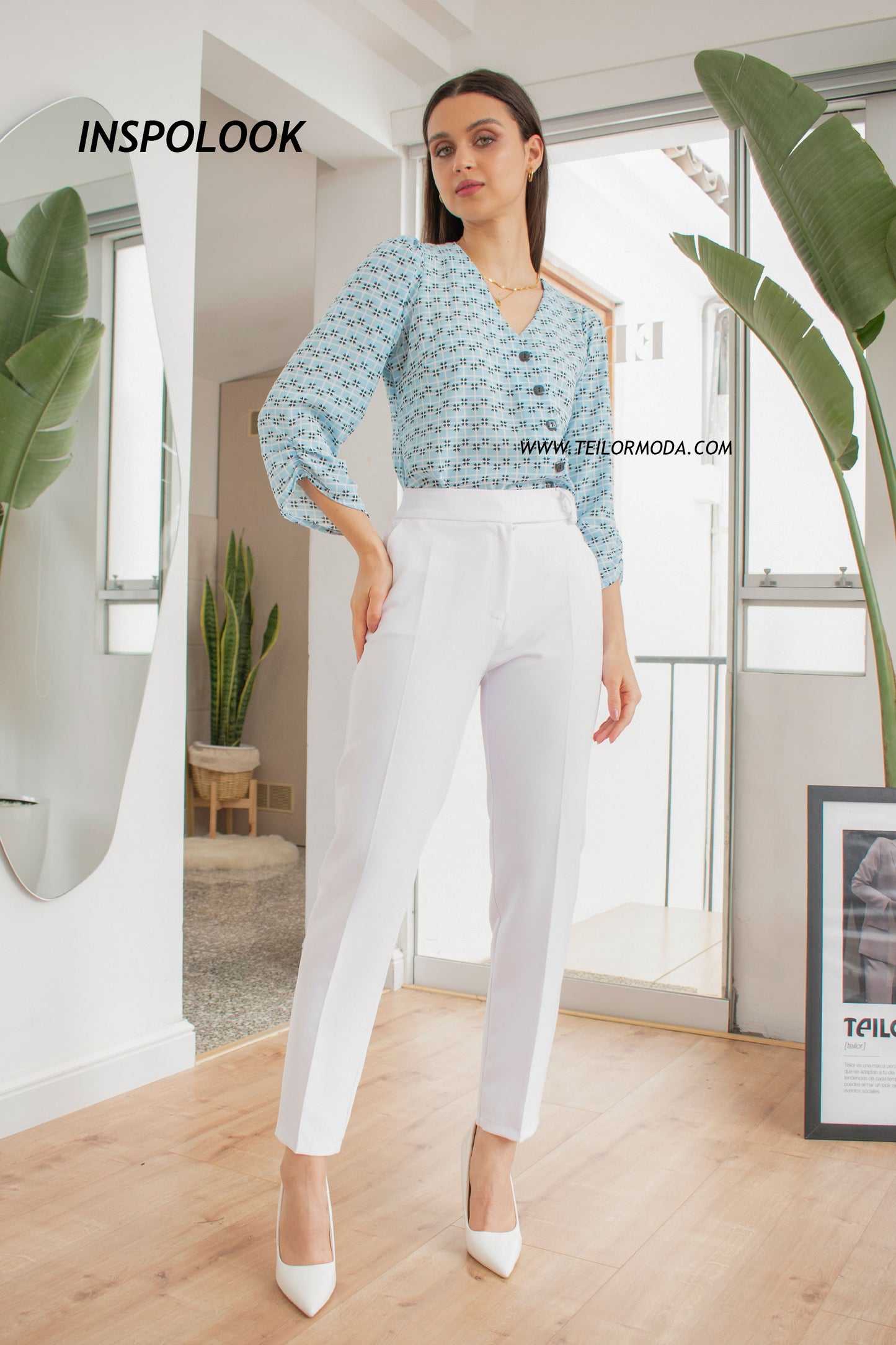 BLUSA ASIMÉTRICA ESTAMPADA ROUSE CELESTE