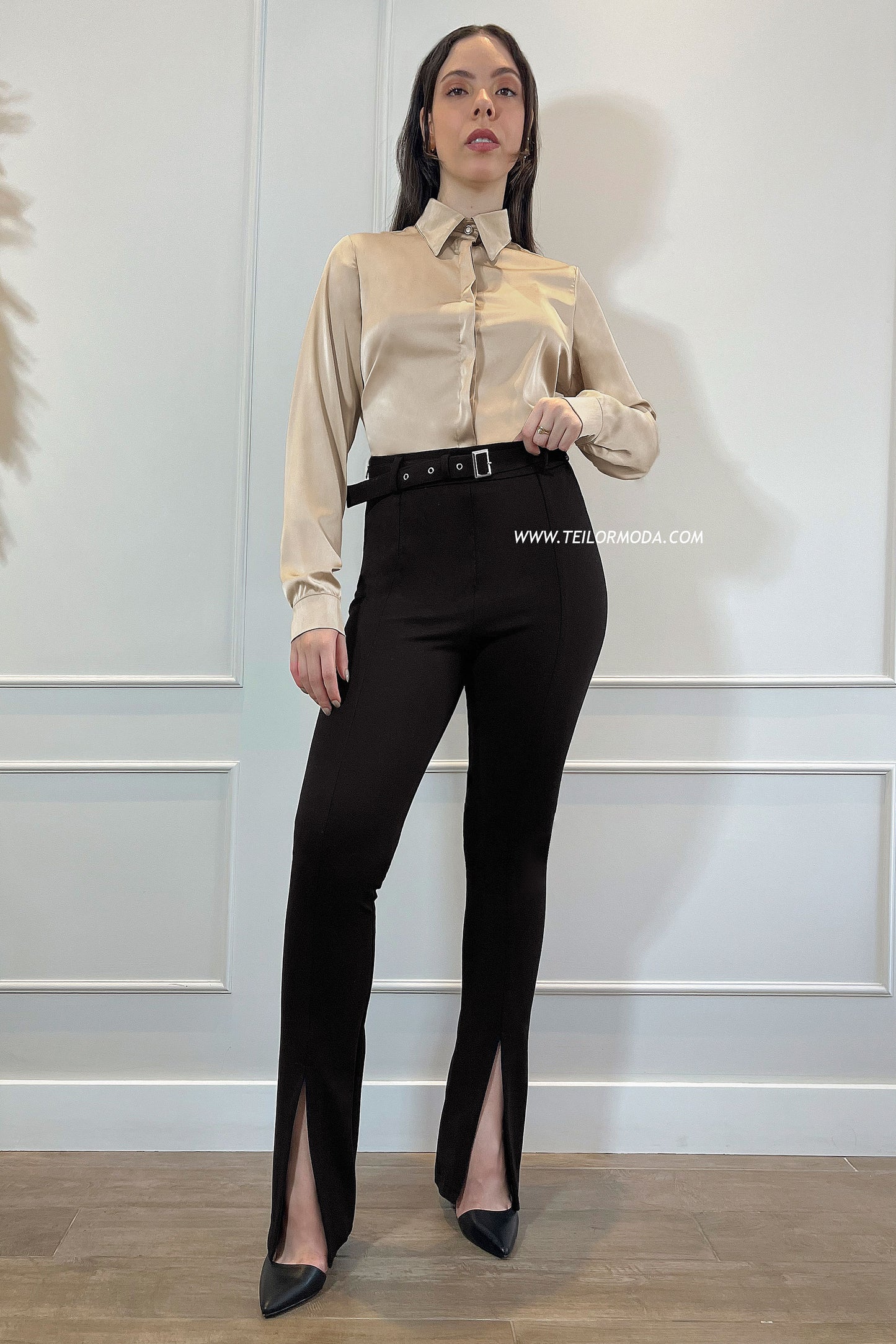 PANTALON CON ABERTURA VEGA NEGRO