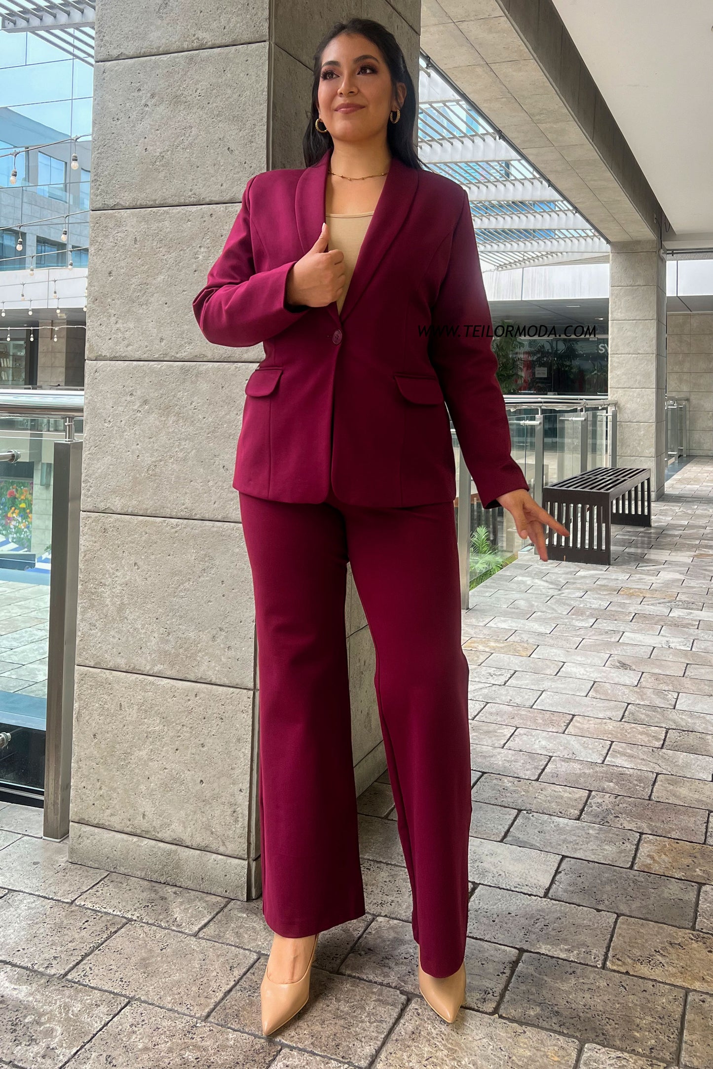 BLAZER MANGA LARGA MARTINA BORGOÑA