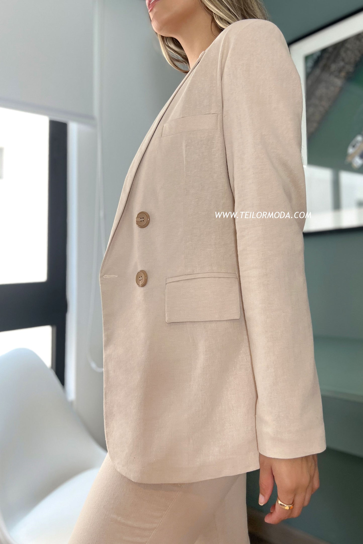BLAZER DE LINO AMANDA BEIGE