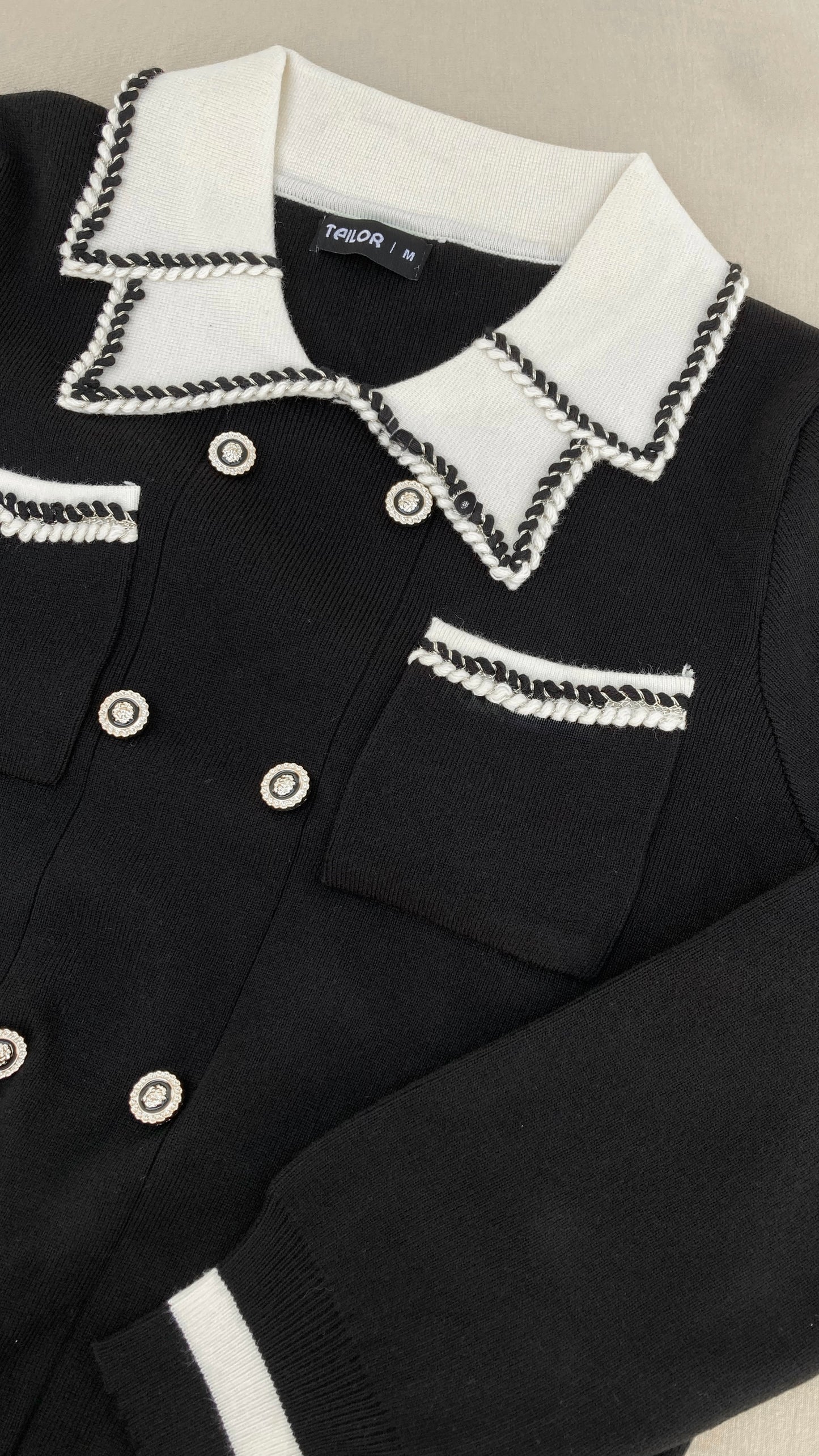 SWEATER CHOMPA GABRIELLE NEGRO
