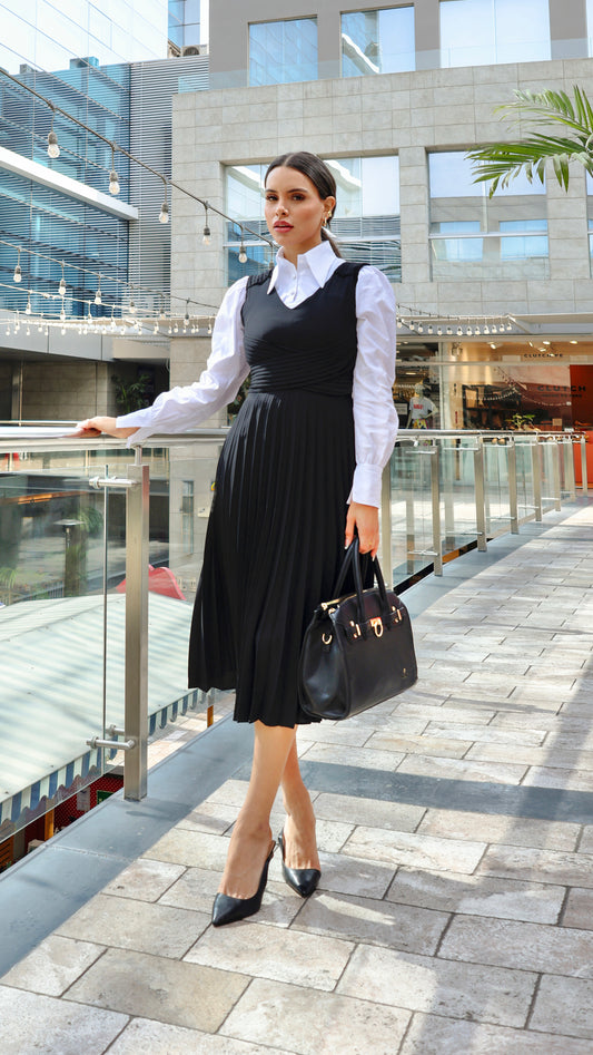 VESTIDO PLISADO CASANDRA NEGRO
