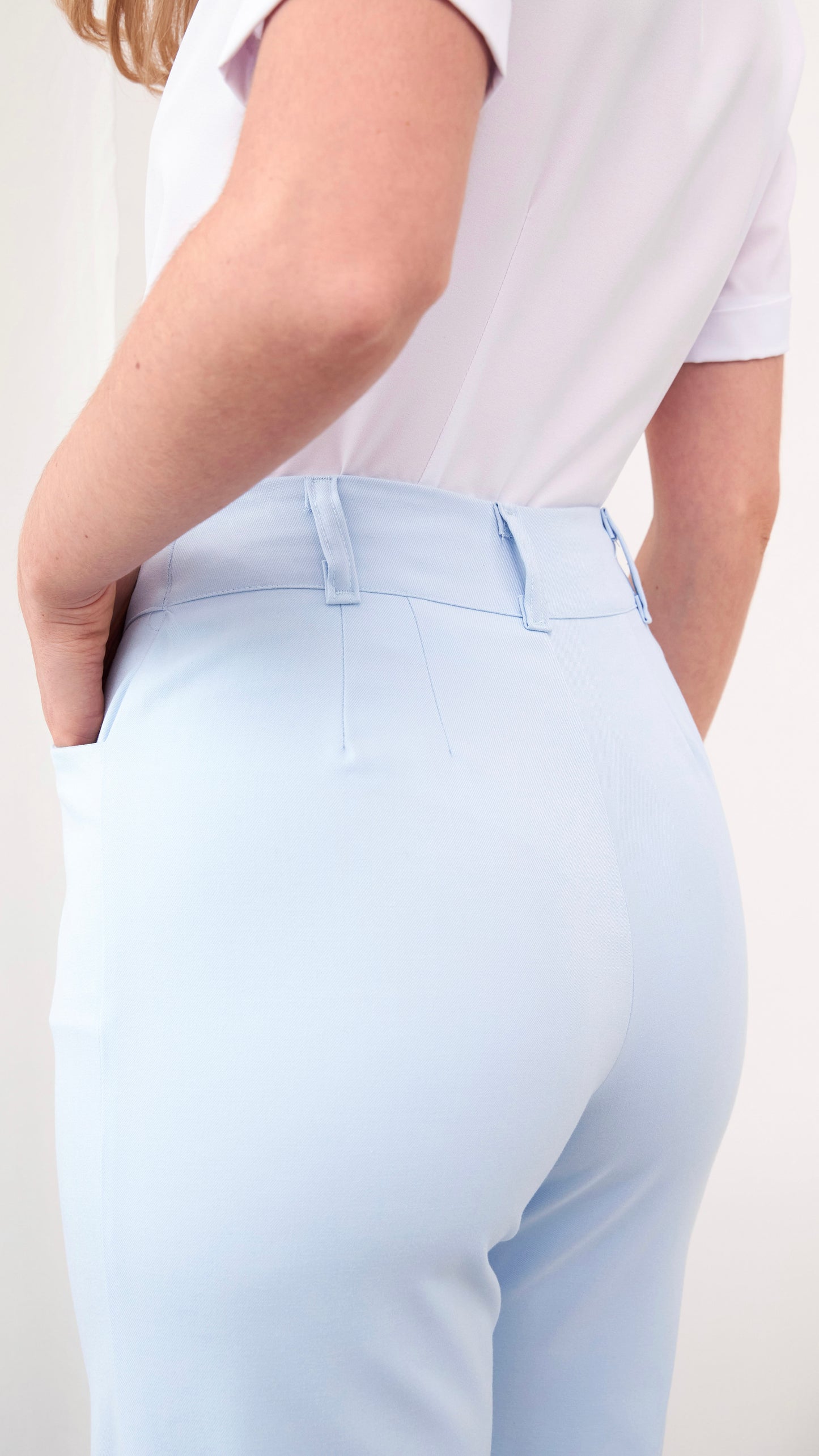 Set conjunto  tres piezas con pantalón silvia celeste