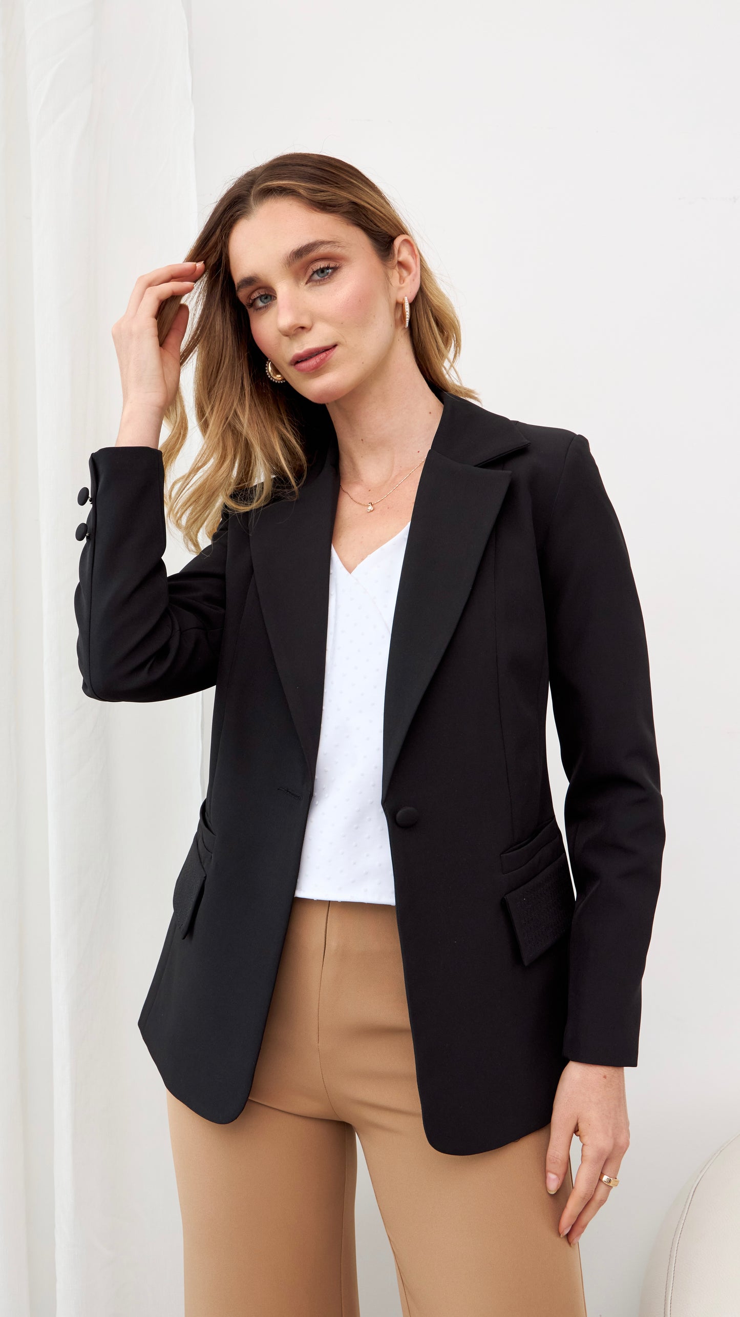 Blazer moderno nerea negro