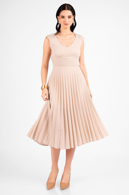 VESTIDO COCTEL PLISADO CASANDRA BEIGE