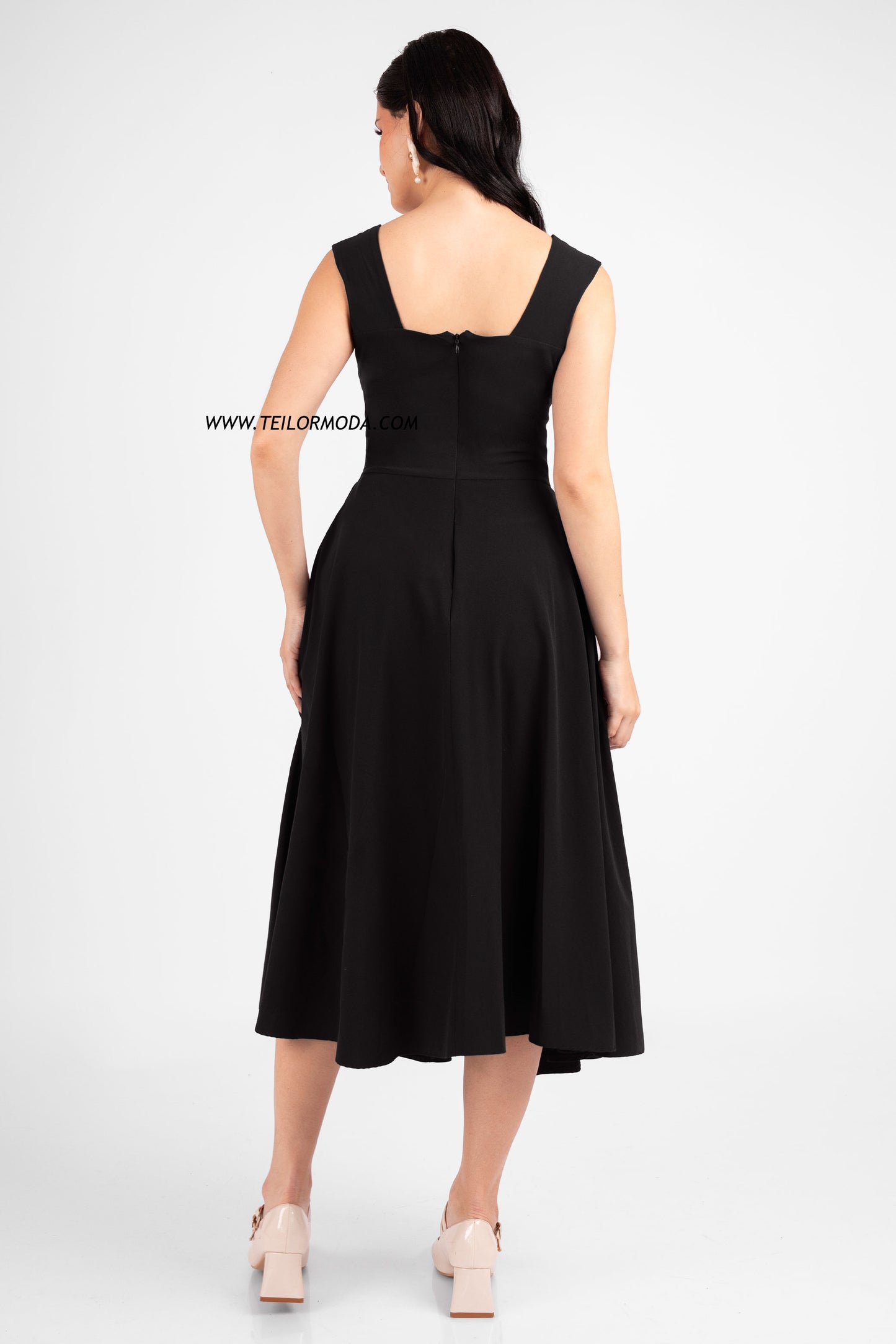 VESTIDO CASUAL CON VUELOS ELAH NEGRO