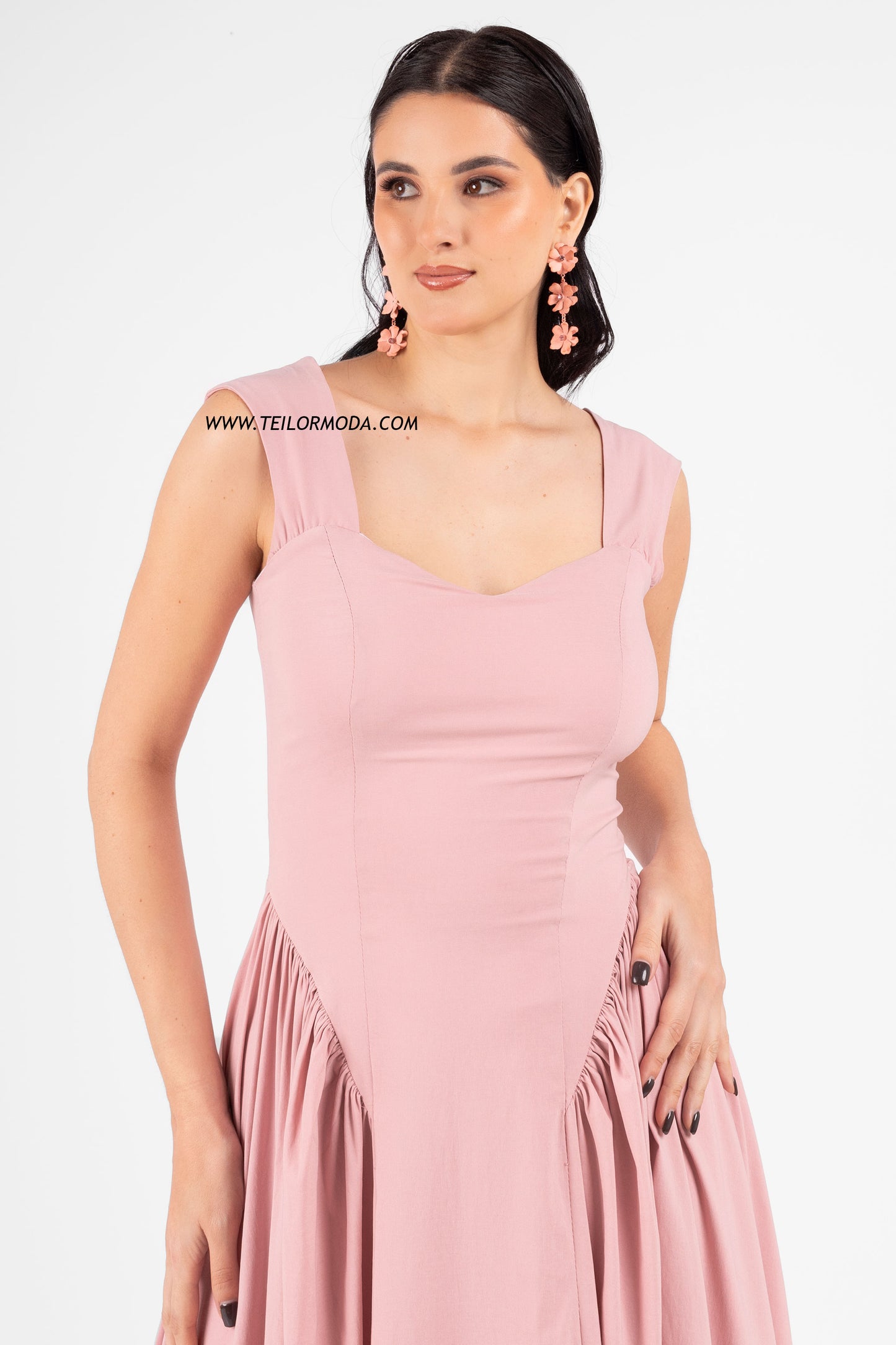 VESTIDO CASUAL CON VUELOS ELAH ROSADO