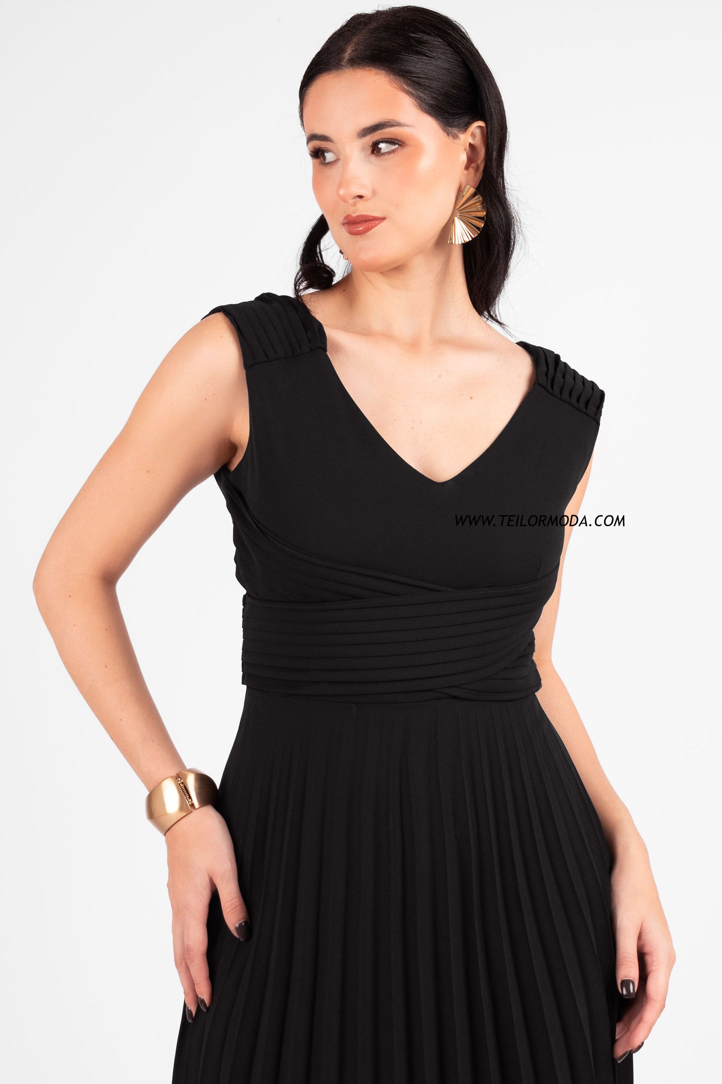 VESTIDO COCTEL PLISADO CASANDRA NEGRO